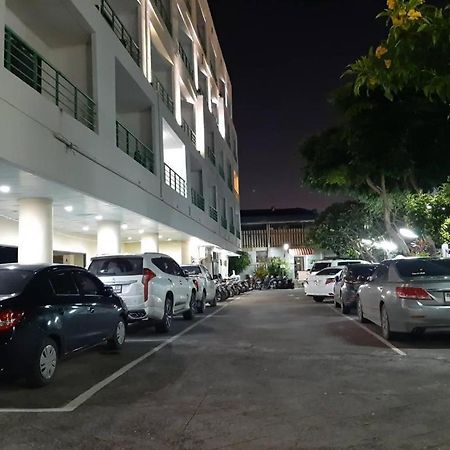 Central Place Hotel Rayong Eksteriør billede